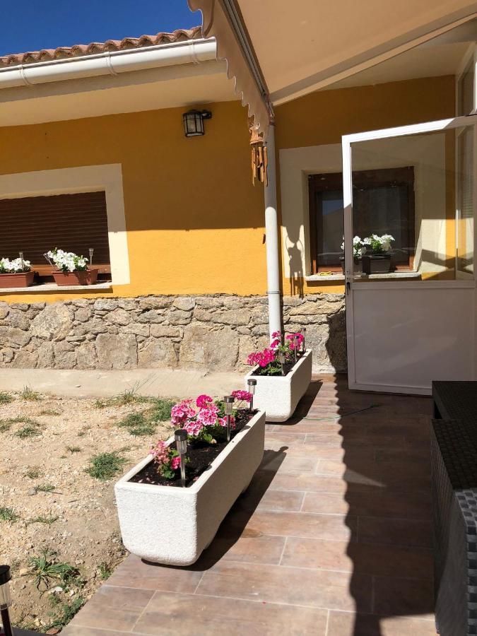 Casa rural 7 pinos Navarredonda Exterior foto